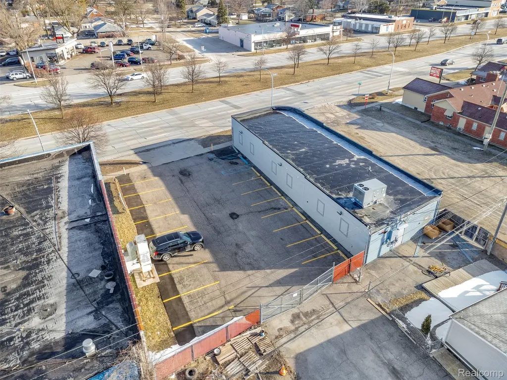 32413 Michigan Avenue Wayne City MI 48184