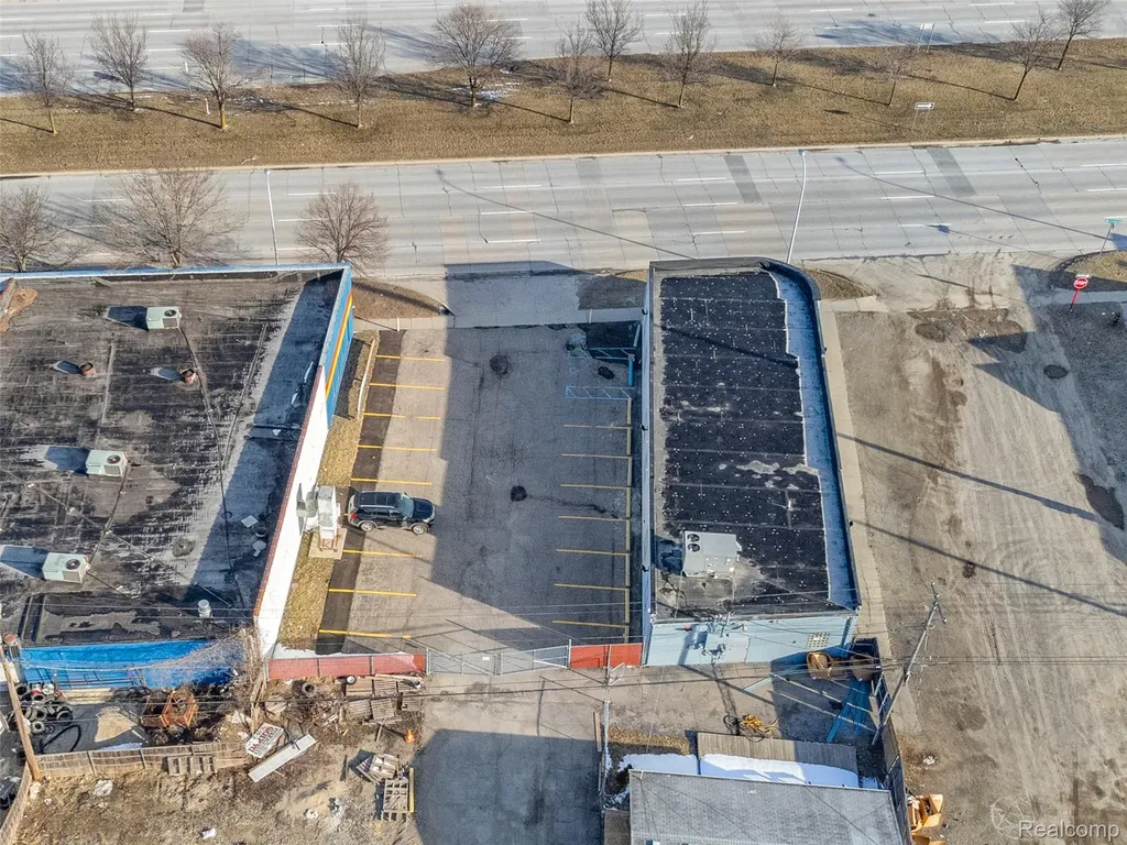 32413 Michigan Avenue Wayne City MI 48184