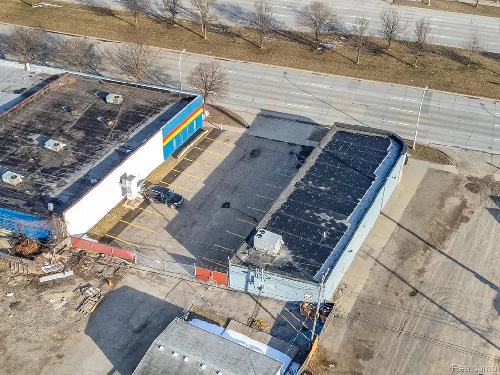 32413 Michigan Avenue Wayne City MI 48184