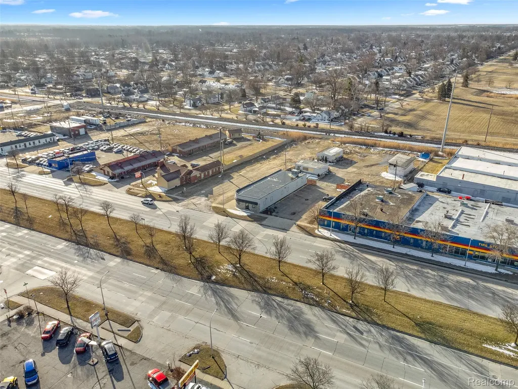 32413 Michigan Avenue Wayne City MI 48184