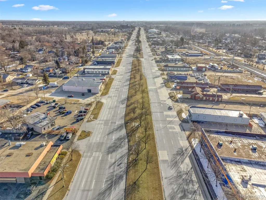 32413 Michigan Avenue Wayne City MI 48184