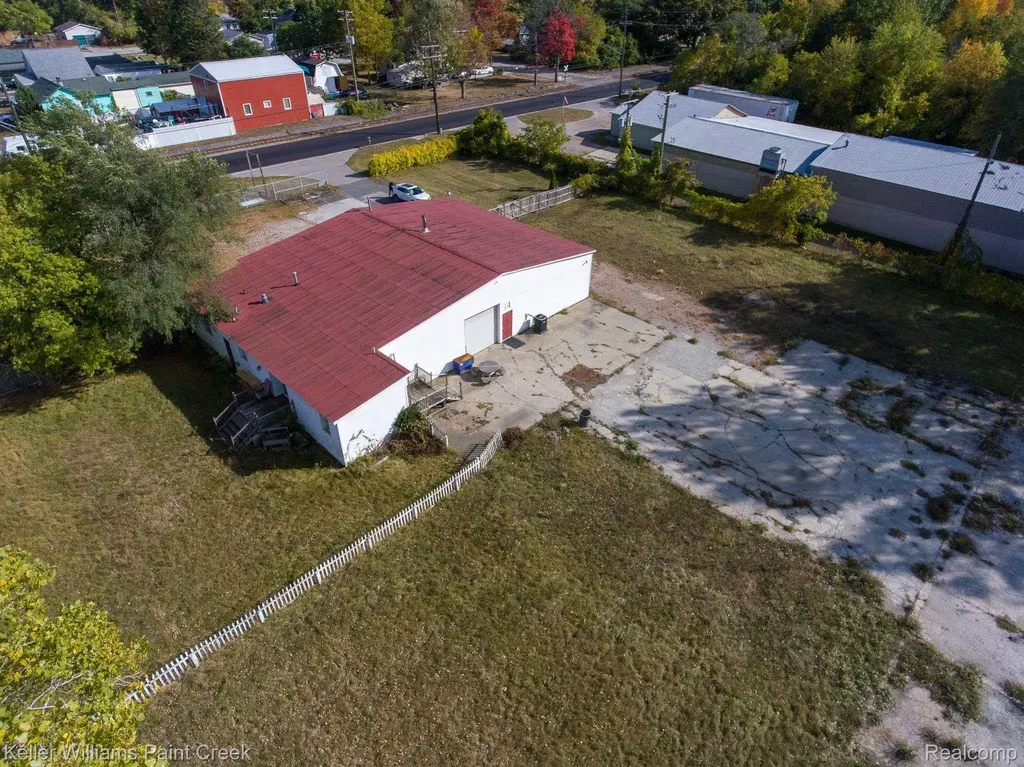 3905-3921 32nd Street Port Huron City MI 48060