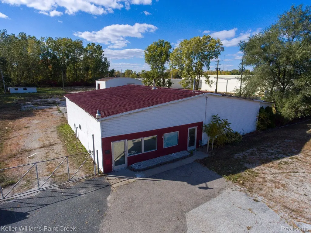 3905-3921 32nd Street Port Huron City MI 48060