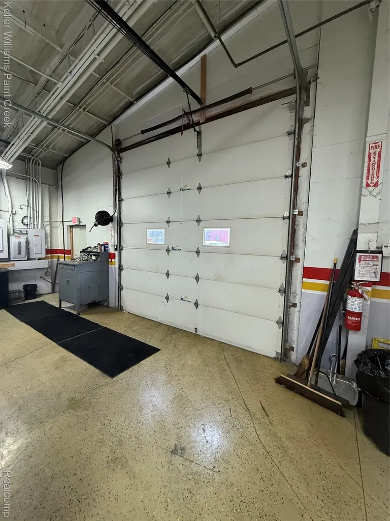 3905-3921 32nd Street Port Huron City MI 48060