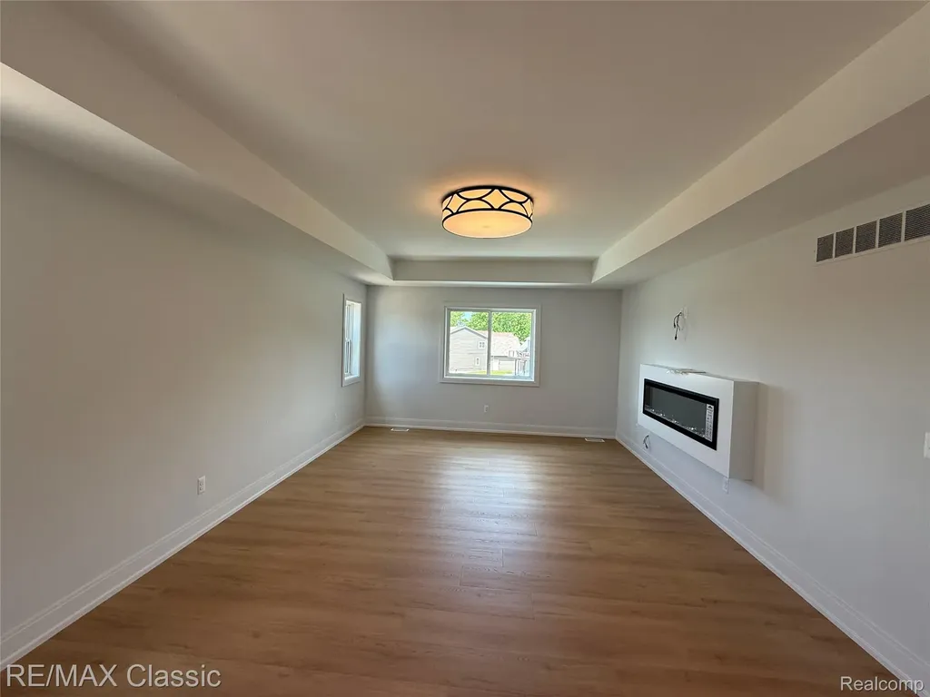 3482 Ponemah Drive Fenton City MI 48430