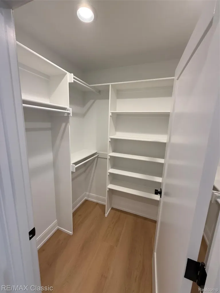 3482 Ponemah Drive Fenton City MI 48430