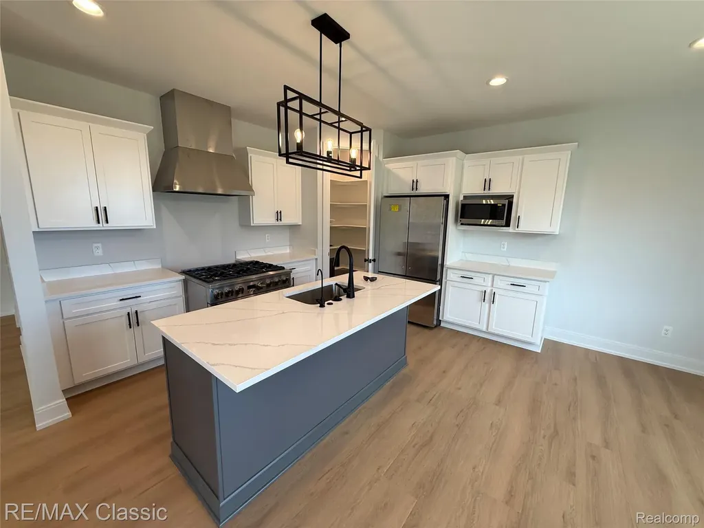 3482 Ponemah Drive Fenton City MI 48430