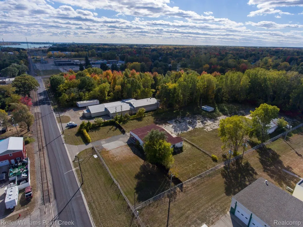 3905 32nd Street Port Huron Charter Township MI 48060