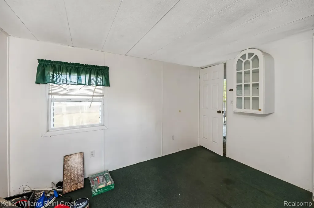 3905 32nd Street Port Huron Charter Township MI 48060