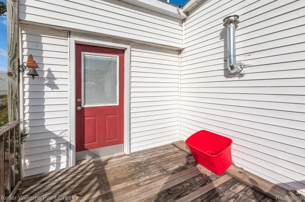 3905 32nd Street Port Huron Charter Township MI 48060
