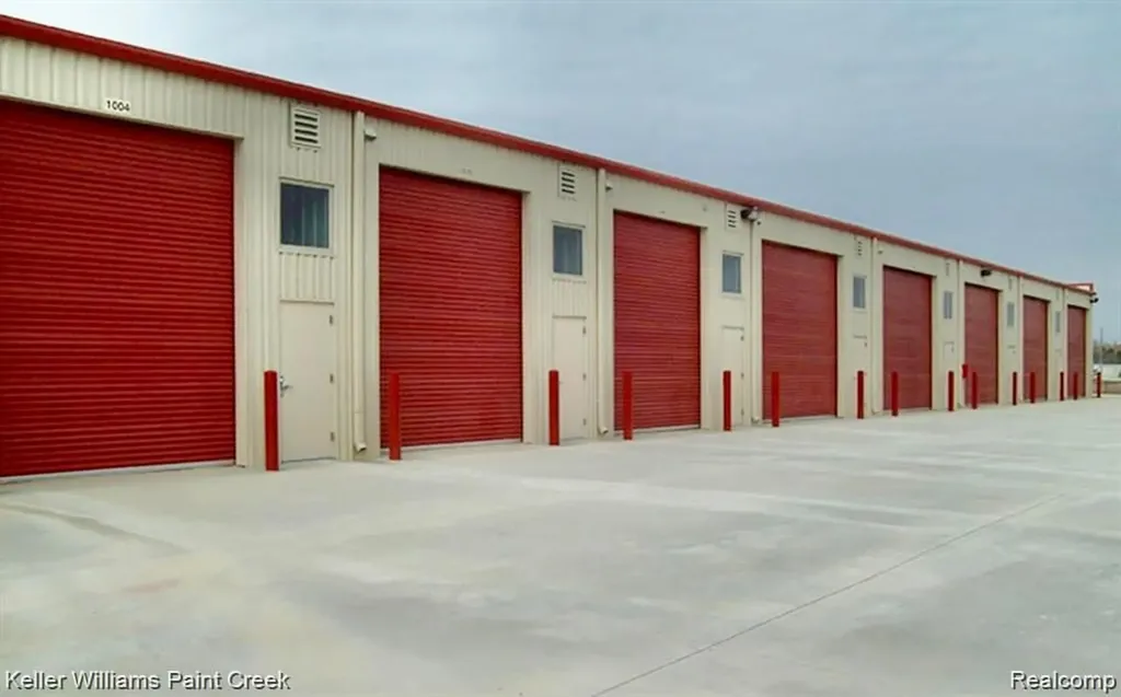 3905 32nd Street Port Huron Charter Township MI 48060