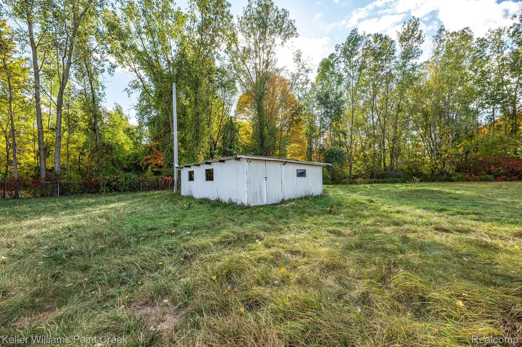 3905 32nd Street Port Huron Charter Township MI 48060