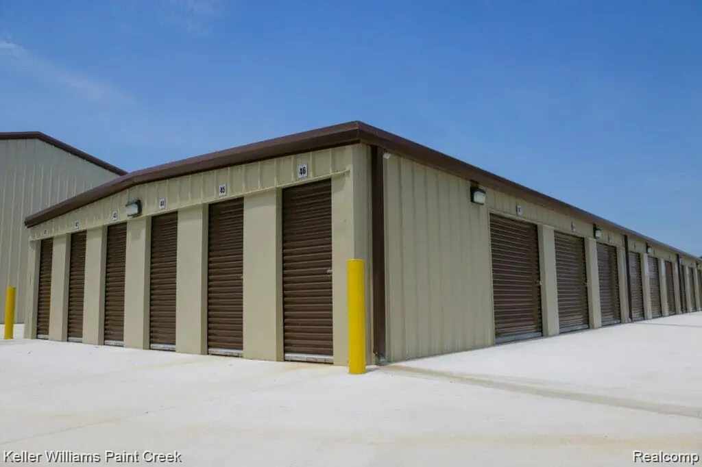 3905 32nd Street Port Huron Charter Township MI 48060