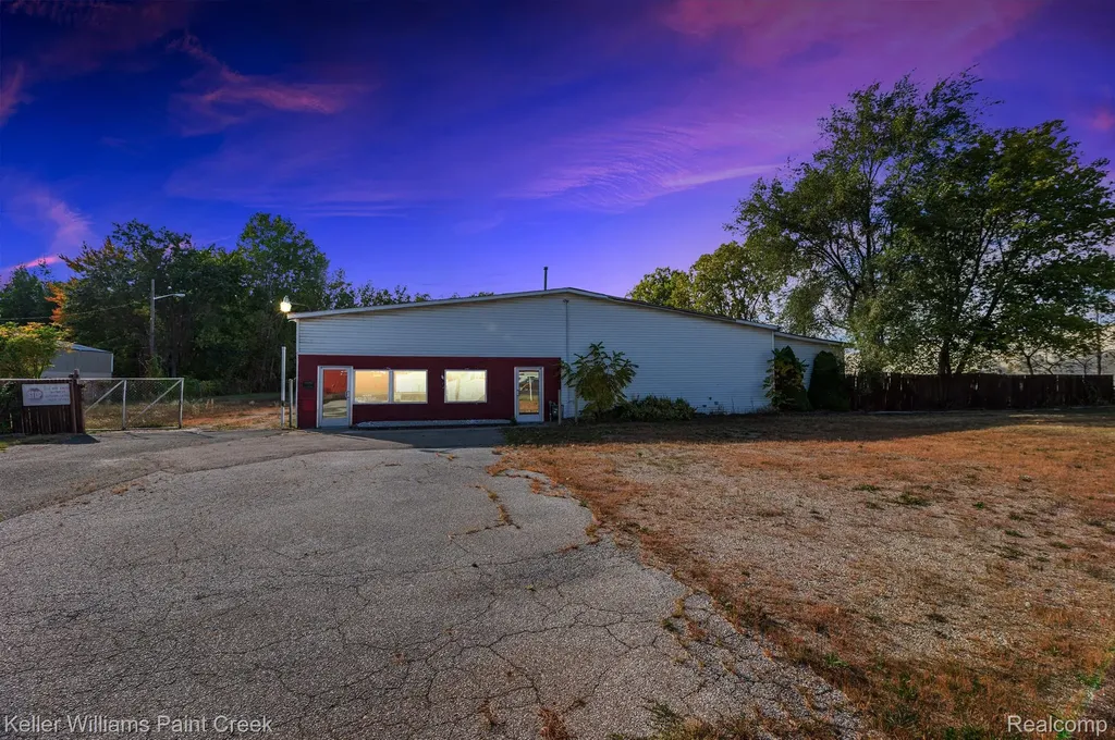 3905 32nd Street Port Huron Charter Township MI 48060