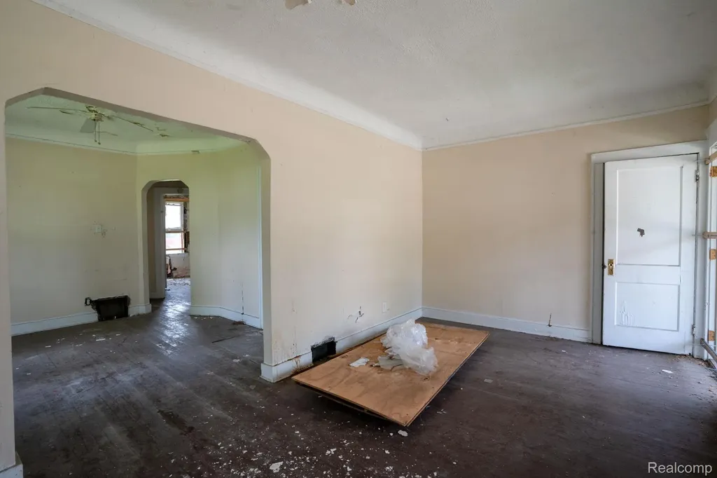 16164 Turner Street Detroit City MI 48221