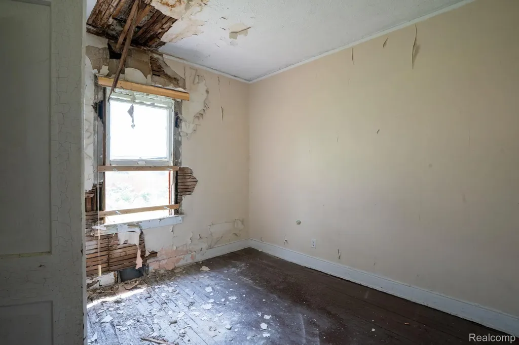 16164 Turner Street Detroit City MI 48221