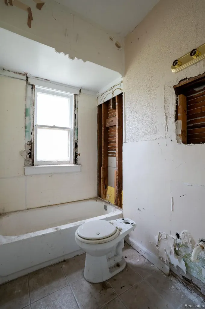 16164 Turner Street Detroit City MI 48221