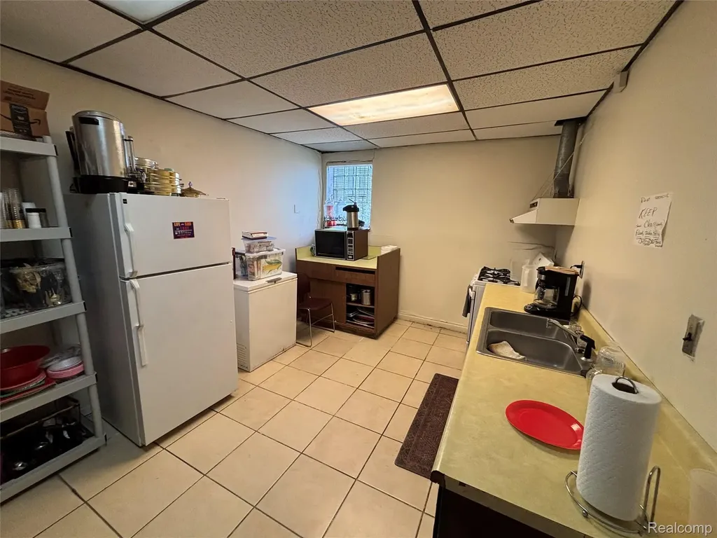 15100 Fenkell Street Detroit City MI 48227