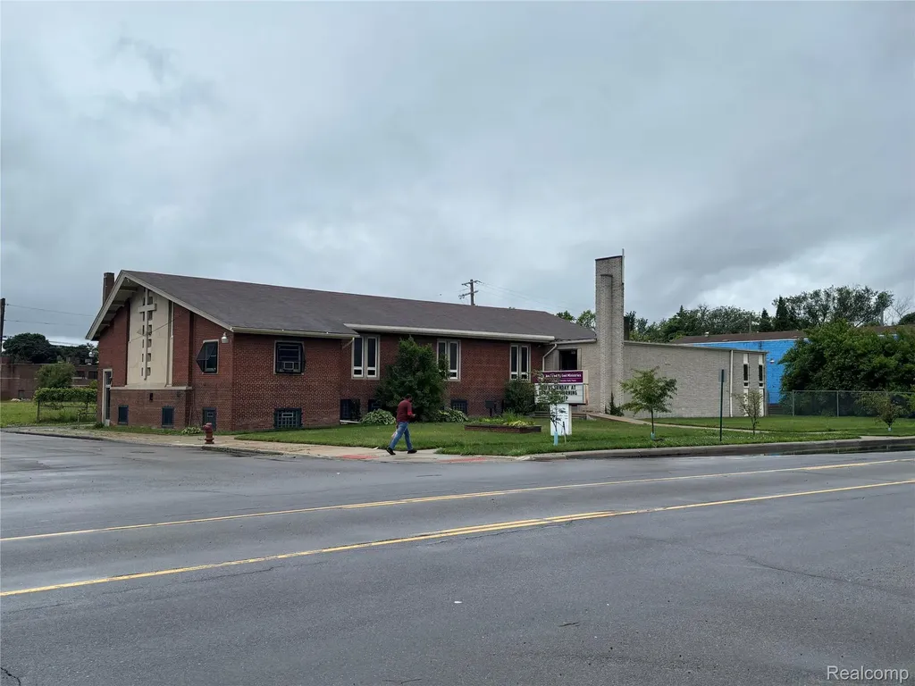 15003 Joy Road Detroit City MI 48228