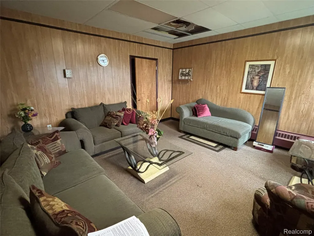 15003 Joy Road Detroit City MI 48228