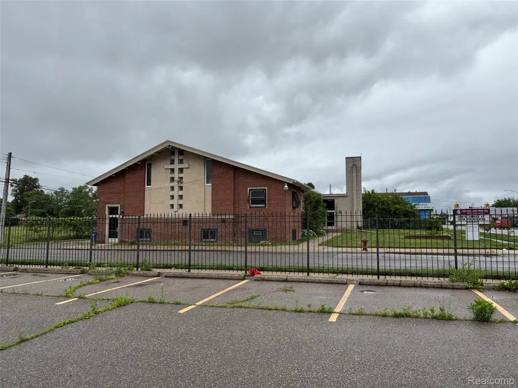 15003 Joy Road Detroit City MI 48228