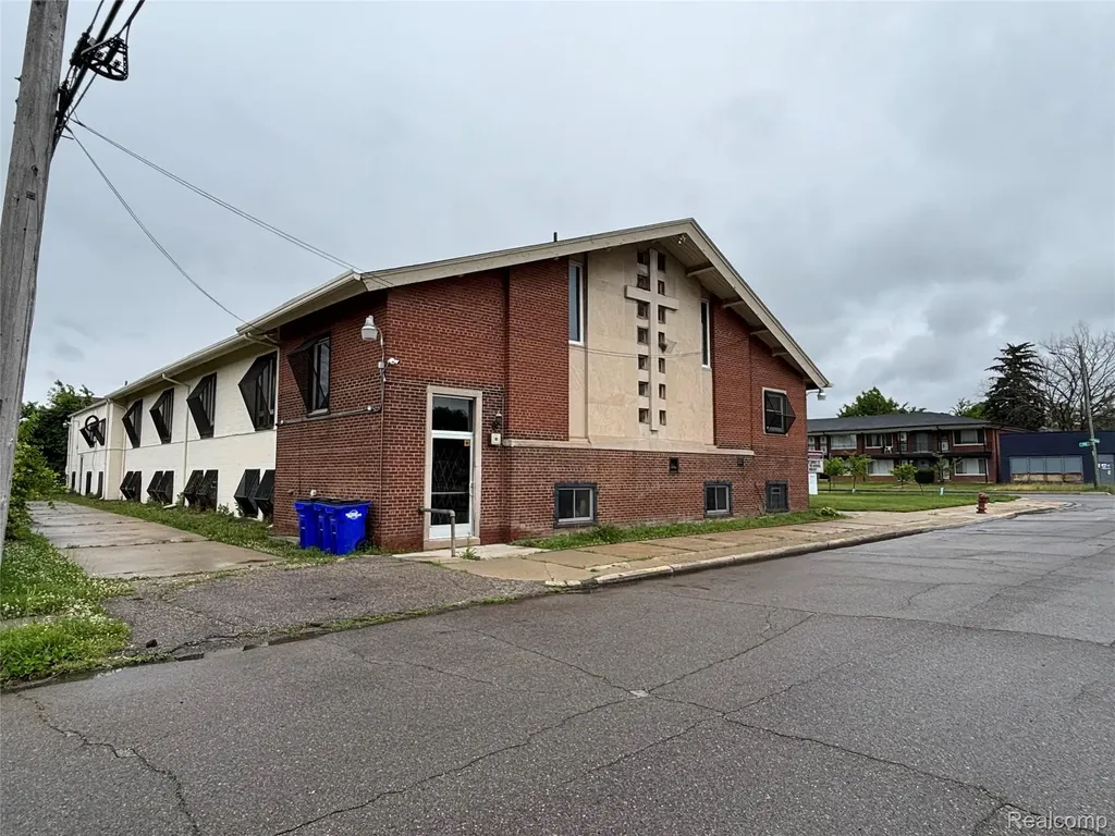 15003 Joy Road Detroit City MI 48228