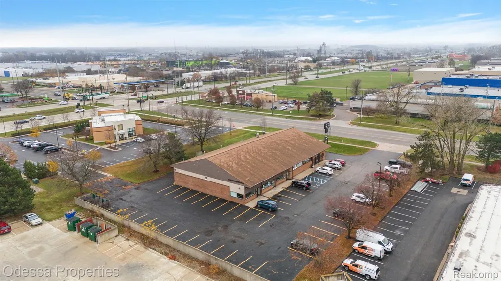 5625 18 Mile Road Sterling Heights City MI 48314