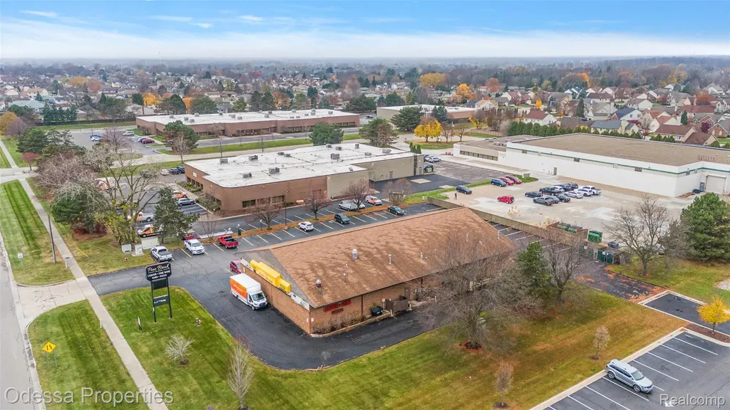 5625 18 Mile Road Sterling Heights City MI 48314