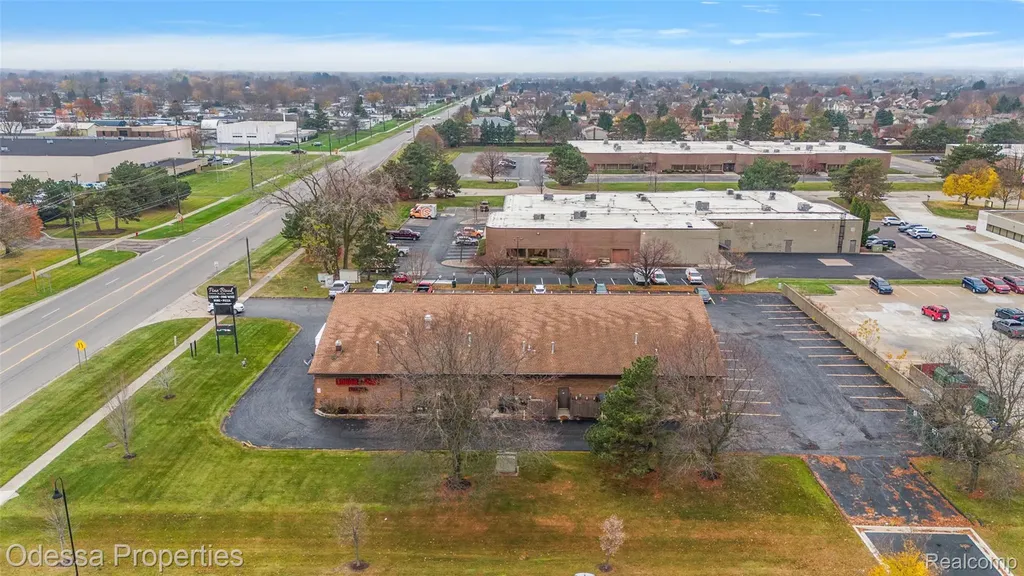 5625 18 Mile Road Sterling Heights City MI 48314