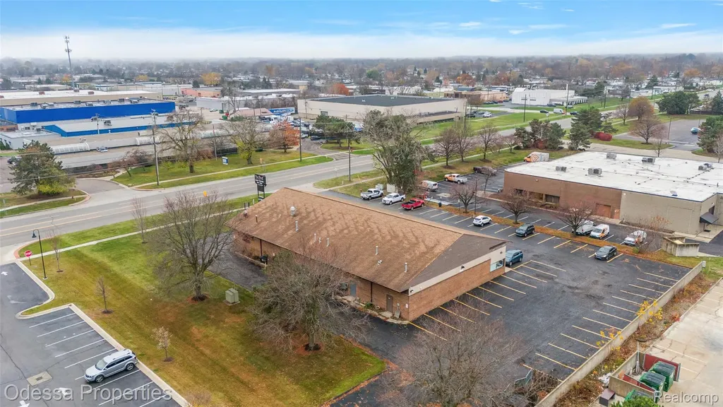 5625 18 Mile Road Sterling Heights City MI 48314