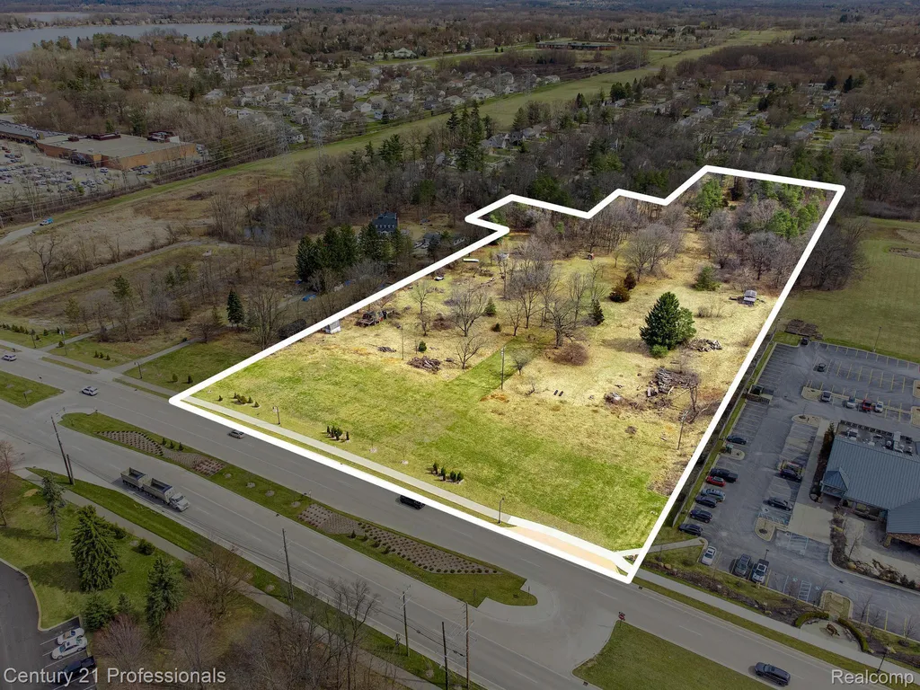 3315 S Baldwin Road Orion Charter Township MI 48359