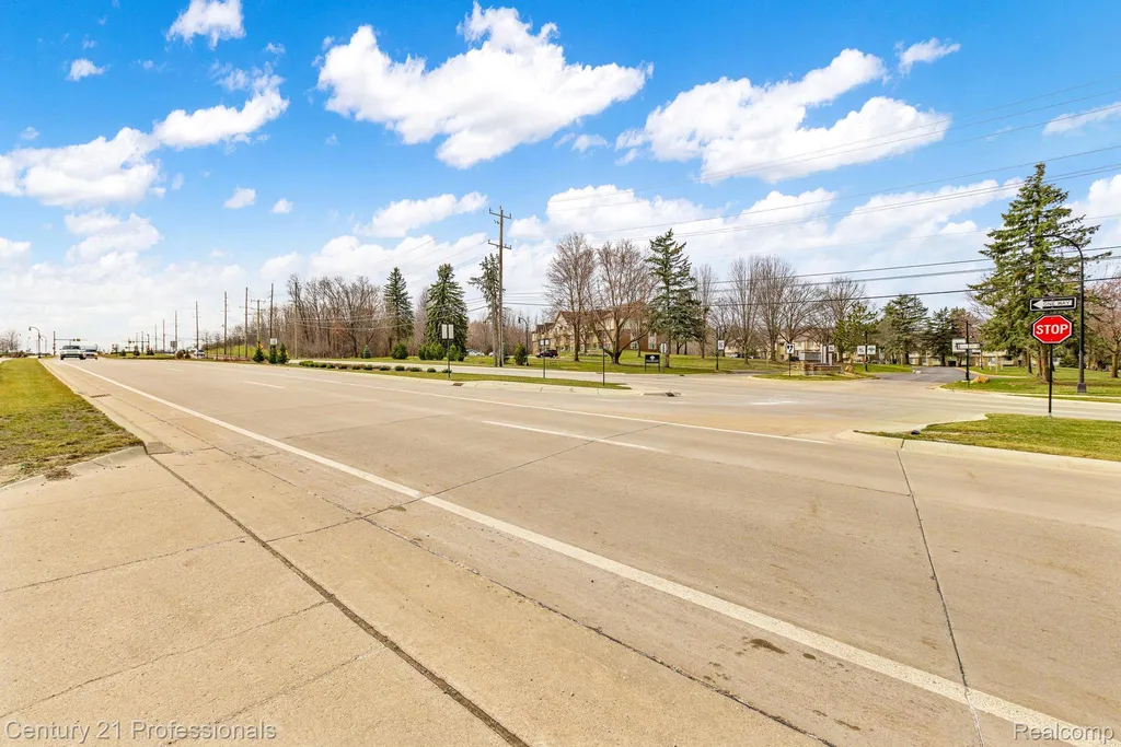 3315 S Baldwin Road Orion Charter Township MI 48359