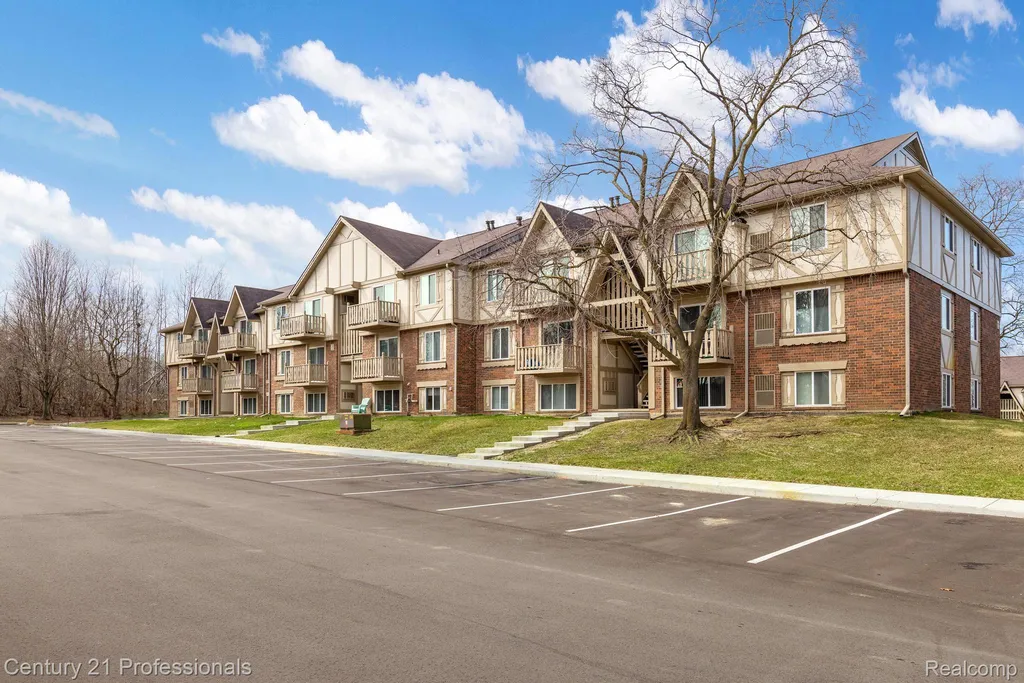3315 S Baldwin Road Orion Charter Township MI 48359