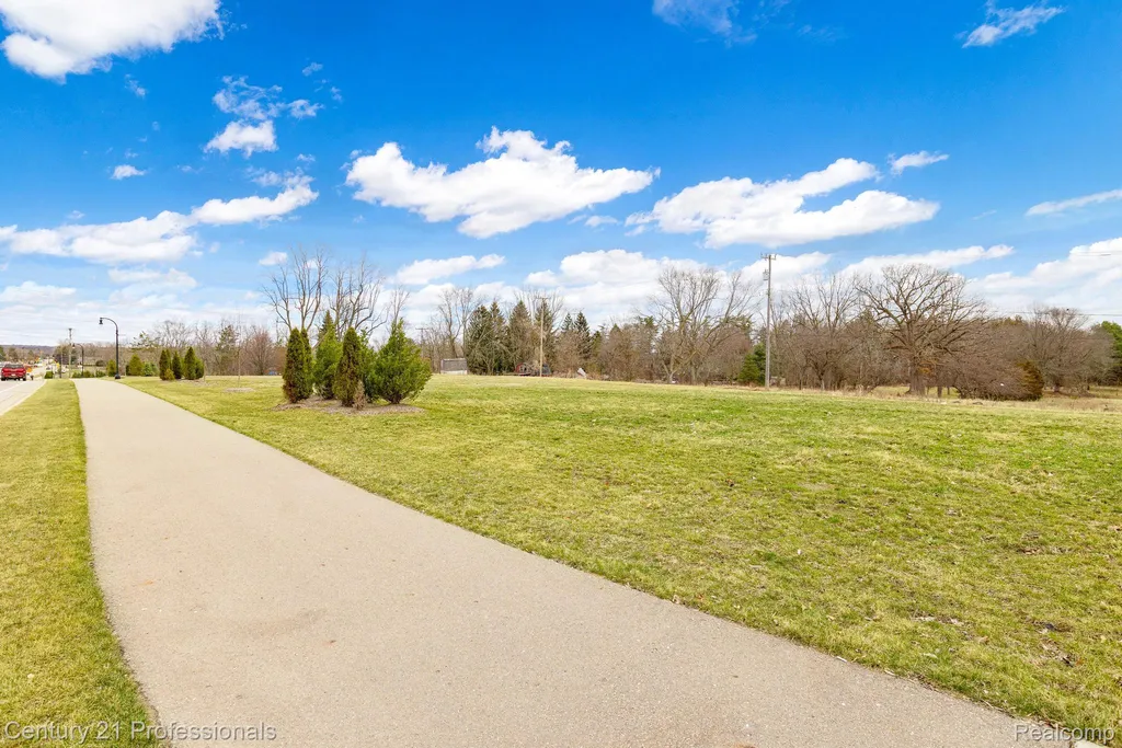 3315 S Baldwin Road Orion Charter Township MI 48359