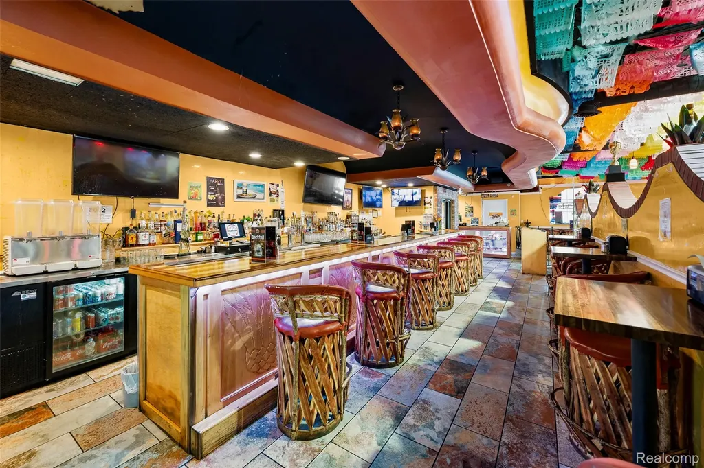 4327 Allen Road Allen Park City MI 48101