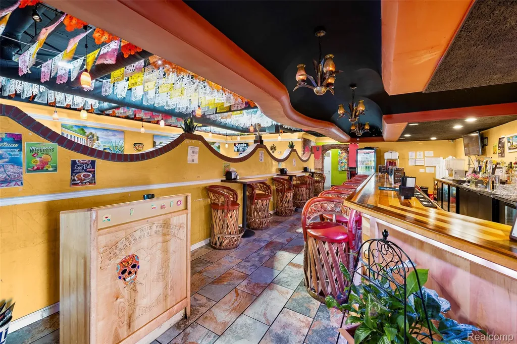 4327 Allen Road Allen Park City MI 48101