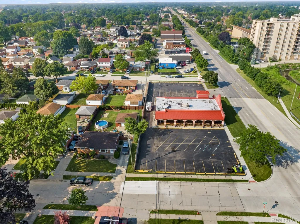 4327 Allen Road Allen Park City MI 48101