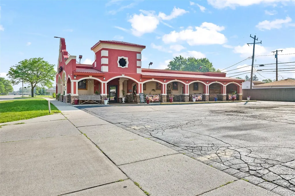 4327 Allen Road Allen Park City MI 48101