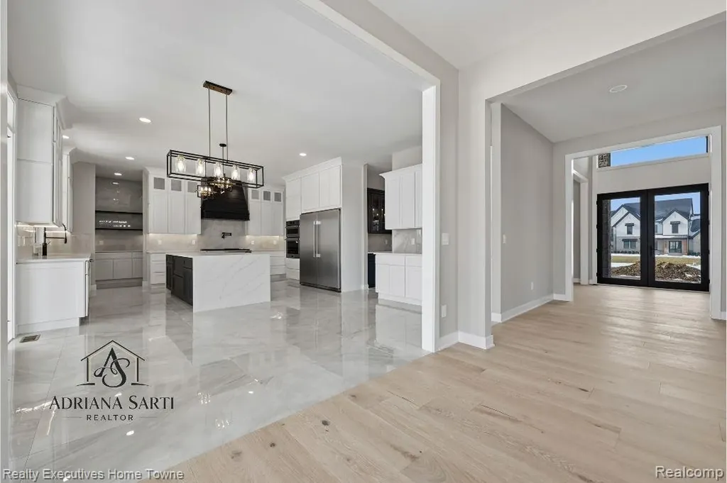 67748 Overlook Trail Washington Township MI 48095
