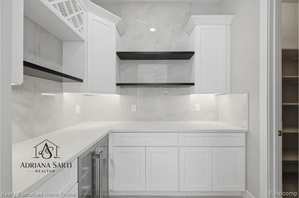 67748 Overlook Trail Washington Township MI 48095