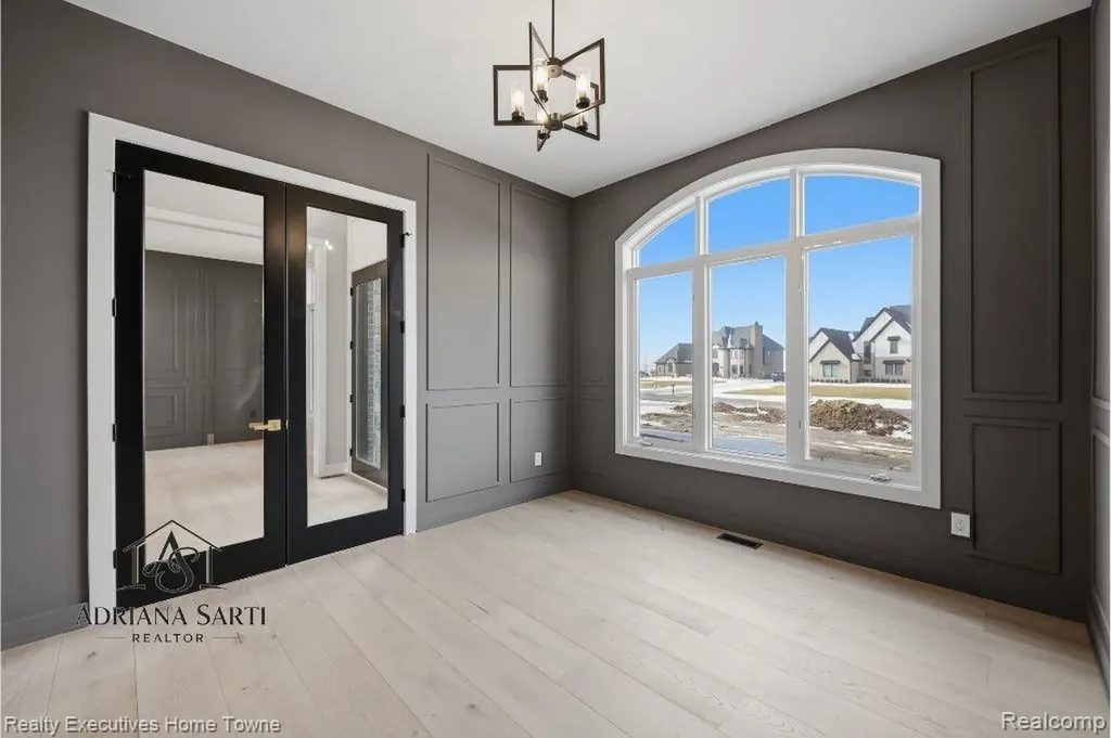 67748 Overlook Trail Washington Township MI 48095