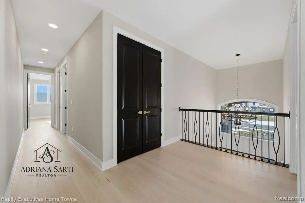 67748 Overlook Trail Washington Township MI 48095