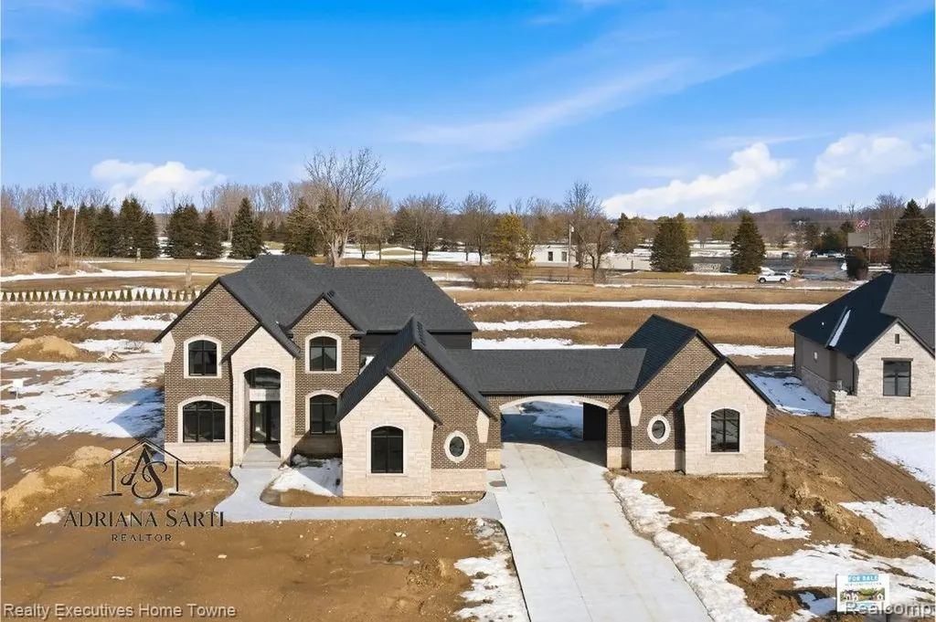 67748 Overlook Trail Washington Township MI 48095