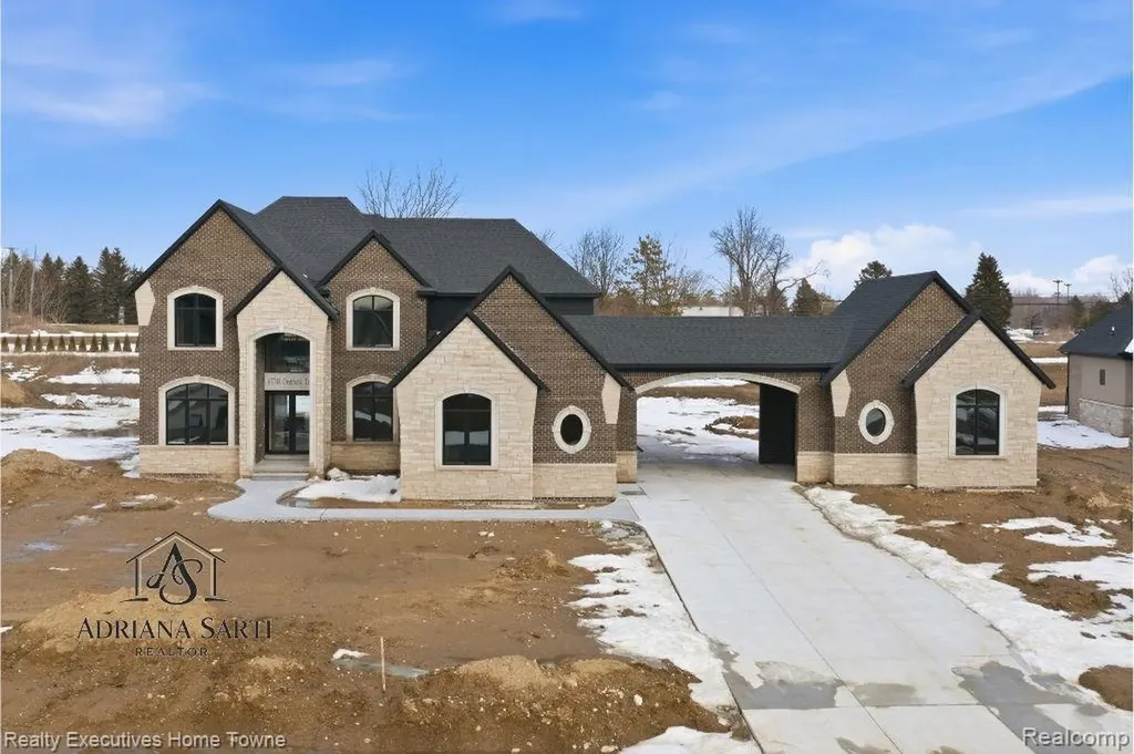 67748 Overlook Trail Washington Township MI 48095