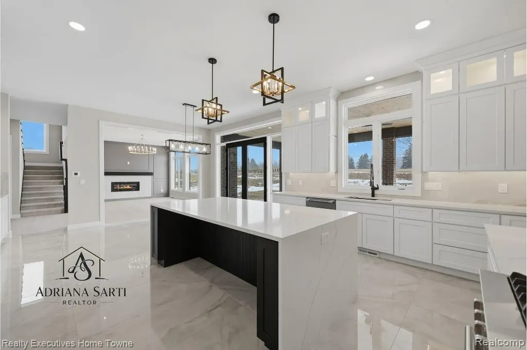 67748 Overlook Trail Washington Township MI 48095