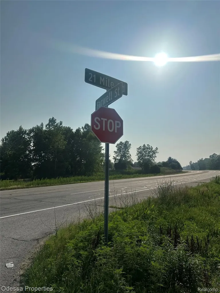 000 Farwell Street Chesterfield Township MI 48047