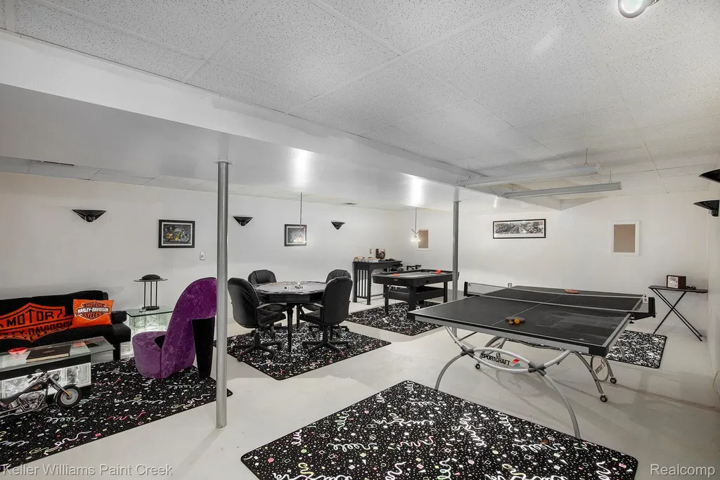 6365 Hayfield Lane Almont Township MI 48003