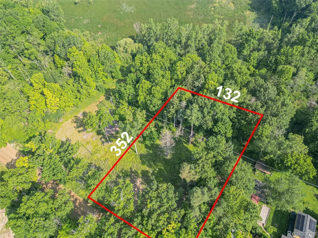7230 Walnut Lake Road - Lot 2 Road West Bloomfield Charter Township MI 48323