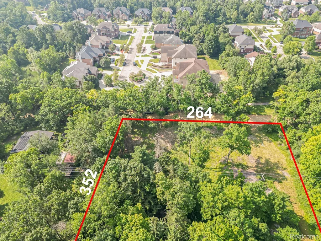 7230 Walnut Lake Road West Bloomfield Charter Township MI 48323