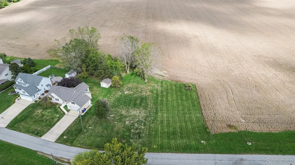 4511 Burke Road Frenchtown Township MI 48166